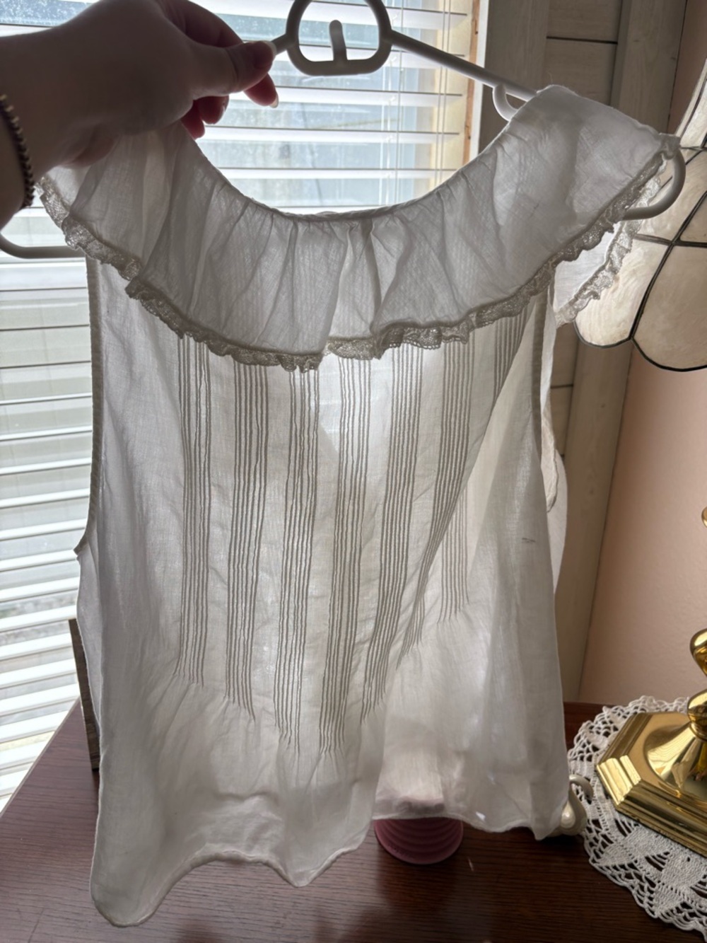 Doen White Ruffle Blouse - Picture 5 of 6